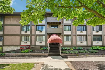 2025 E Greenwich Ave #106, Milwaukee, WI 53211 - Photo 1
