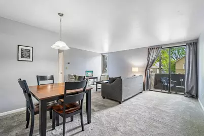 2025 E Greenwich Ave #106, Milwaukee, WI 53211 - Photo 2