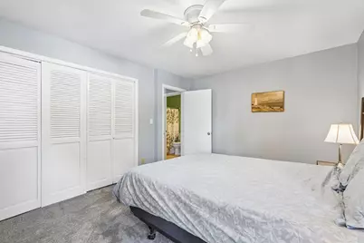 2025 E Greenwich Ave #106, Milwaukee, WI 53211 - Photo 8