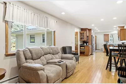 4455 N 143rd St, Brookfield, WI 53005 - Photo 18
