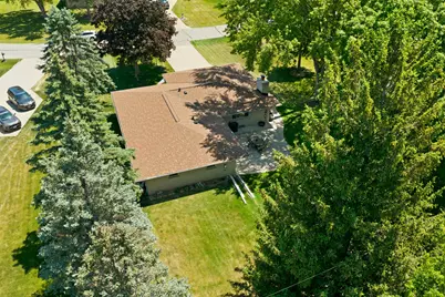 4455 N 143rd St, Brookfield, WI 53005 - Photo 38