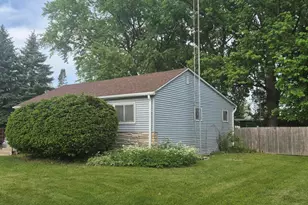517 N Wisconsin St, Elkhorn, WI 53121 - Photo 2