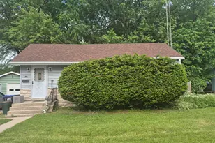 517 N Wisconsin St, Elkhorn, WI 53121 - Photo 1
