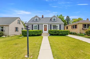 531 Oak St, South Milwaukee, WI 53172 - Photo 2