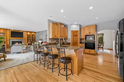 W72N447  Mulberry Ave, Cedarburg, WI 53012 - Photo 16