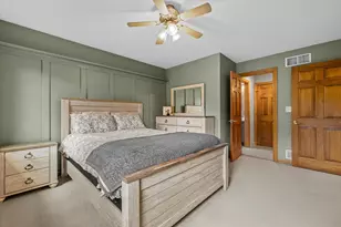 W72N447 Mulberry Ave, Cedarburg, WI 53012 - Photo 32