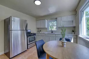 4880 N 49th St, Milwaukee, WI 53218 - Photo 6