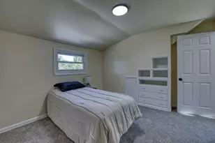 4880 N 49th St, Milwaukee, WI 53218 - Photo 14