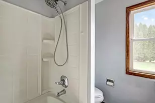 625 S 32nd St, Manitowoc, WI 54220 - Photo 16