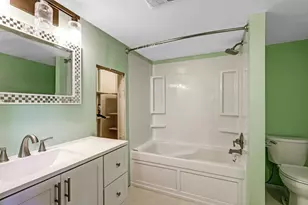 625 S 32nd St, Manitowoc, WI 54220 - Photo 22