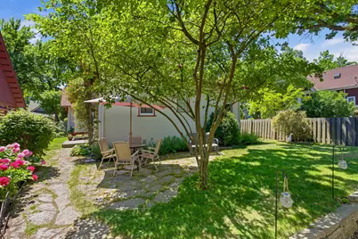 6934  Cedar St, Wauwatosa, WI 53213 - Photo 40