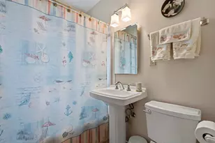 6934 Cedar St, Wauwatosa, WI 53213 - Photo 26