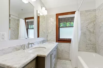 6934  Cedar St, Wauwatosa, WI 53213 - Photo 30