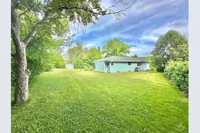 S69W16890  Parkland Dr, Muskego, WI 53150 - Photo 8