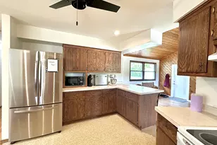 S69W16890 Parkland Dr, Muskego, WI 53150 - Photo 16