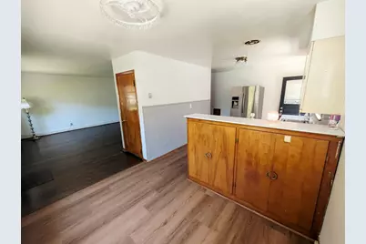4440 N 64th St, Milwaukee, WI 53218 - Photo 8
