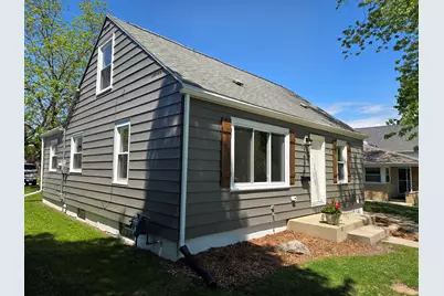 1634  Michigan Ave, South Milwaukee, WI 53172 - Photo 2