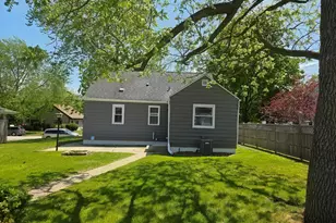 1634 Michigan Ave, South Milwaukee, WI 53172 - Photo 4