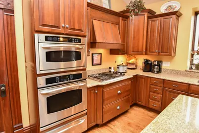 823 E Brandybrook Rd, Wales, WI 53183 - Photo 10