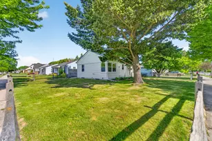 3204 Lasalle St, Racine, WI 53402 - Photo 12