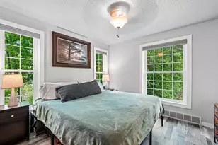10529 W Villard Ave, Milwaukee, WI 53225 - Photo 18