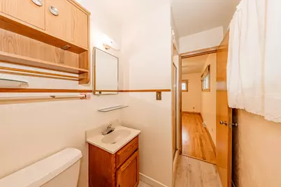 N78W16300  Carl Ross Dr, Menomonee Falls, WI 53051 - Photo 18