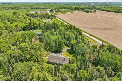 8040 W South County Line Rd, Franklin, WI 53126 - Photo 42
