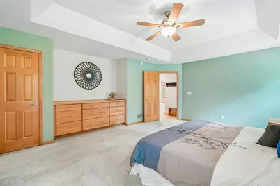 8040 W South County Line Rd, Franklin, WI 53126 - Photo 14
