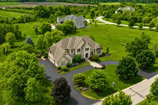 11092 N Sutton Ridge Dr, Mequon, WI 53097 - Photo 8