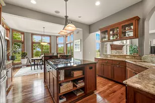 11092 N Sutton Ridge Dr, Mequon, WI 53097 - Photo 16