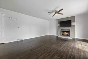 1411 Spring Valley Dr, Racine, WI 53405 - Photo 14