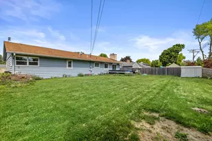 1411 Spring Valley Dr, Racine, WI 53405 - Photo 34