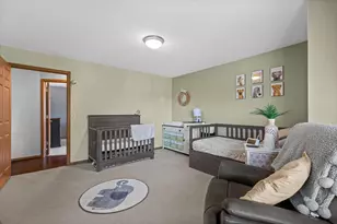 723 Wood River Ct, West Bend, WI 53095 - Photo 20