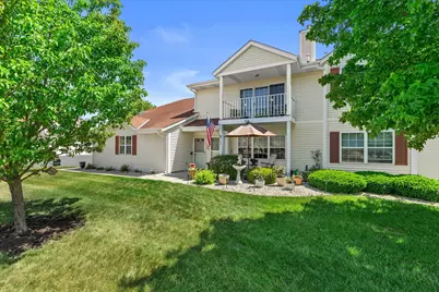 723  Wood River Ct #2, West Bend, WI 53095 - Photo 1