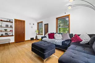 2132 S 80th St, Milwaukee, WI 53219 - Photo 4