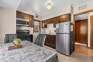 2132 S 80th St, Milwaukee, WI 53219 - Photo 8