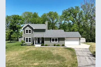 125  Potawatomi Rd, Williams Bay, WI 53191 - Photo 1