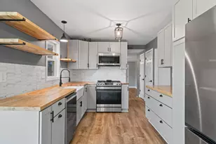 125 Potawatomi Rd, Williams Bay, WI 53191 - Photo 6