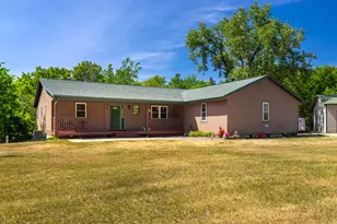 N7341 County Rd XX, Holland, WI 54636 - Photo 2