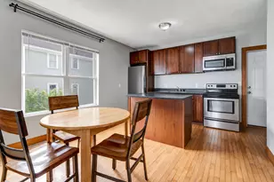 2630 N Bartlett Ave, Milwaukee, WI 53211 - Photo 26