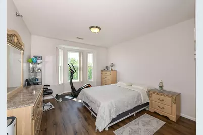 6955 S S Riverwood Blvd #211, Franklin, WI 53132 - Photo 10