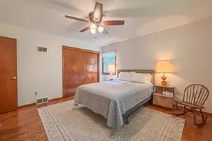 W274N4237 Clara Ct, Pewaukee, WI 53072 - Photo 28