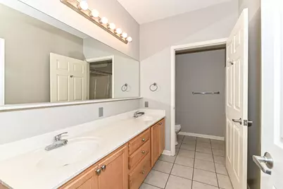 6995 S Riverwood Blvd #S-202, Franklin, WI 53132 - Photo 20