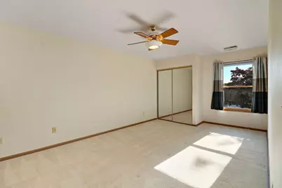 5509  Cambridge Ln, Racine, WI 53406 - Photo 12