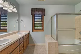 5509 Cambridge Ln, Racine, WI 53406 - Photo 16