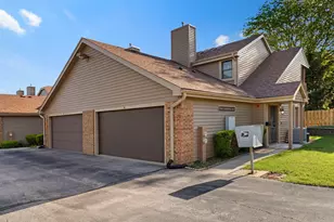 5509 Cambridge Ln, Racine, WI 53406 - Photo 1