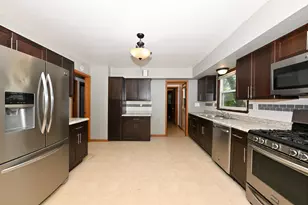 3825 St Clair St, Racine, WI 53402 - Photo 14