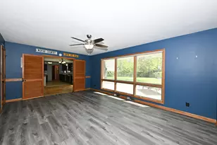 3825 St Clair St, Racine, WI 53402 - Photo 8
