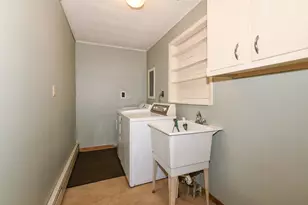 N6924 Oak Ln, Sugar Creek, WI 53121 - Photo 18