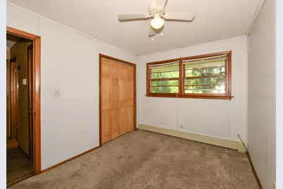 N6924  Oak Ln, Sugar Creek, WI 53121 - Photo 24